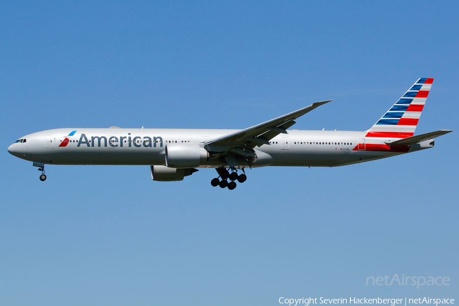 American Airlines Boeing 777-323(ER) (N727AN) | Photo 205542