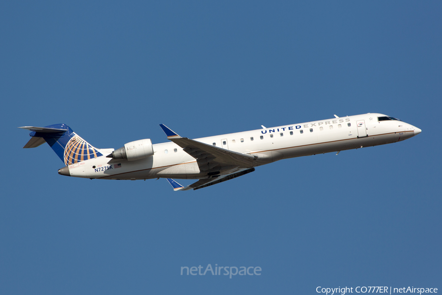 United Express (SkyWest Airlines) Bombardier CRJ-701ER (N727SK) | Photo 57112