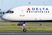 Delta Air Lines Boeing 757-231 (N727TW) at  Dublin, Ireland