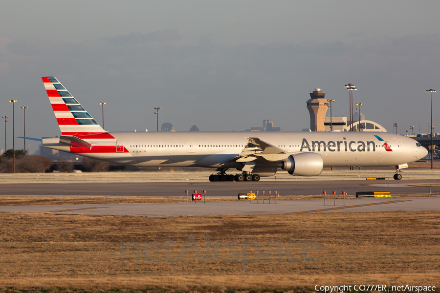 American Airlines Boeing 777-323(ER) (N728AN) | Photo 62472