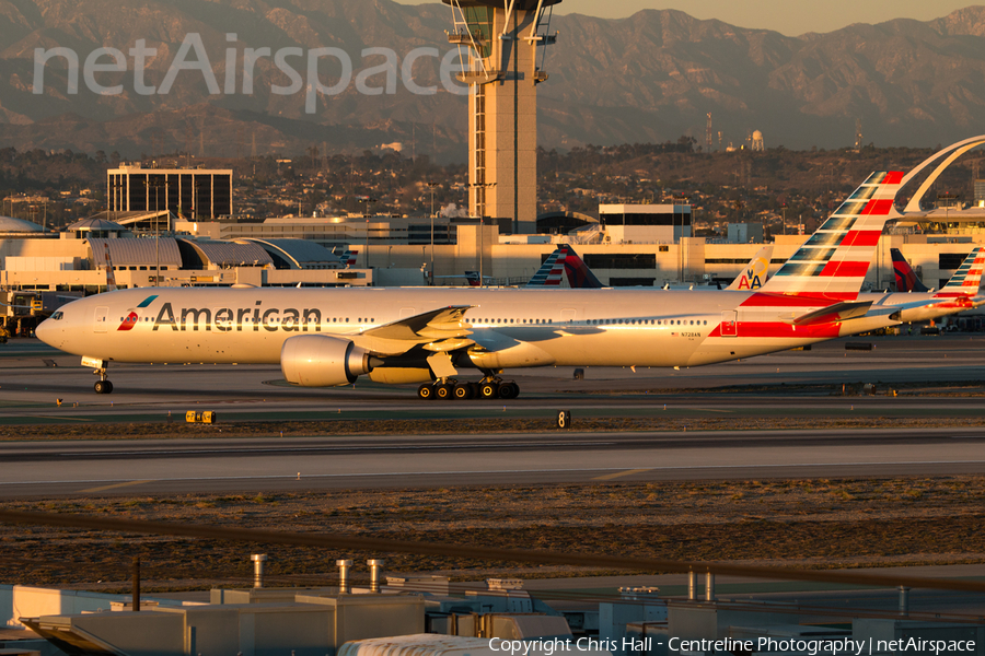 American Airlines Boeing 777-323(ER) (N728AN) | Photo 107935