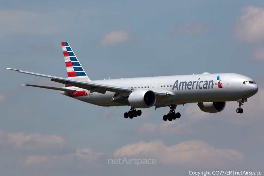 American Airlines Boeing 777-323(ER) (N728AN) | Photo 57136