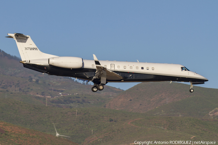 (Private) Embraer EMB-135BJ Legacy 600 (N728PH) | Photo 285405