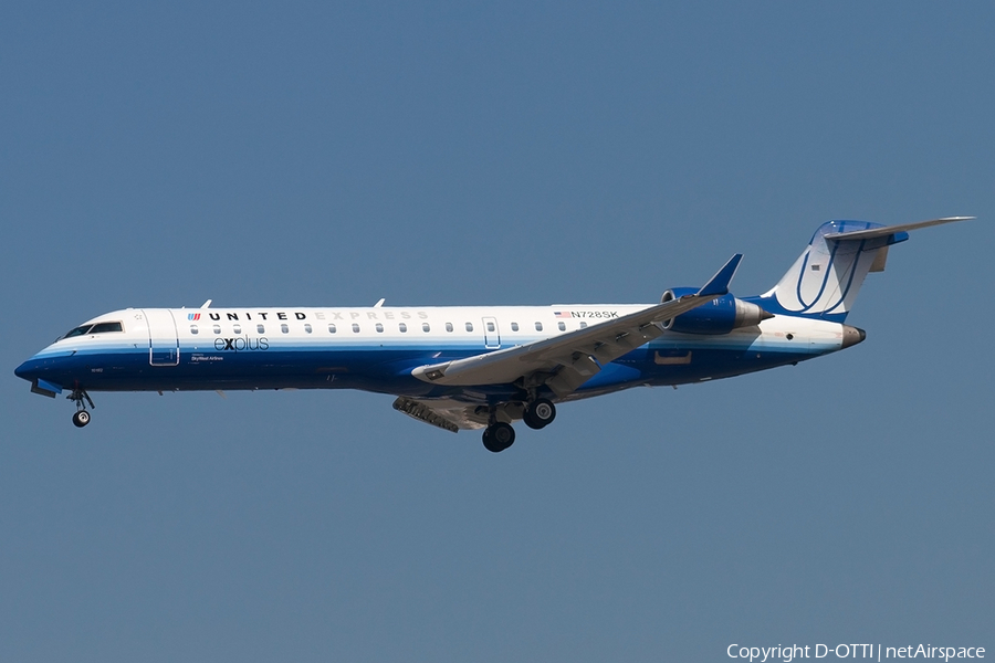 United Express (SkyWest Airlines) Bombardier CRJ-701ER (N728SK) | Photo 183222