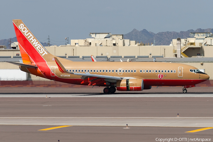 Southwest Airlines Boeing 737-7H4 (N728SW) | Photo 187824