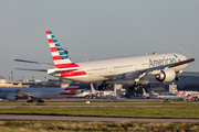 American Airlines Boeing 777-323(ER) (N729AN) at  Dallas/Ft. Worth - International, United States