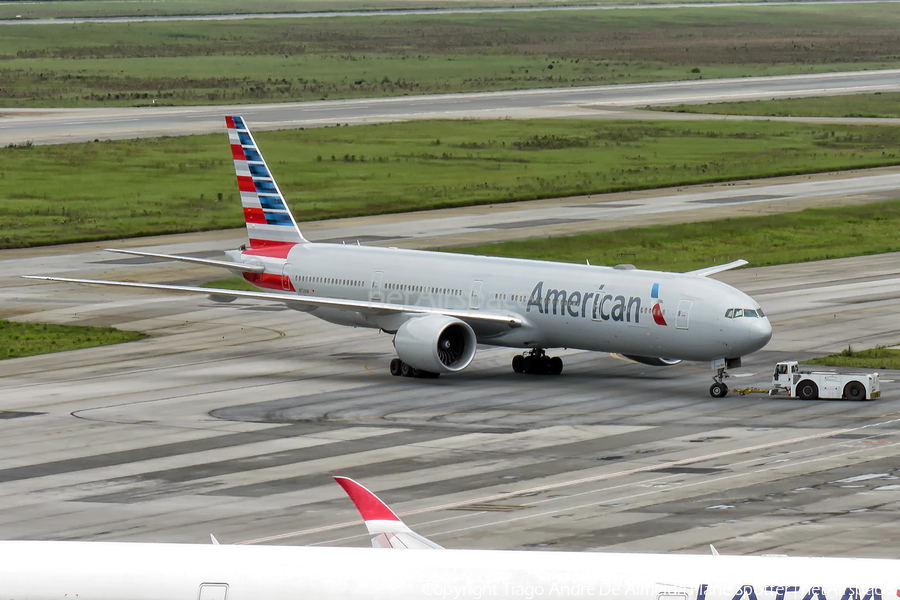 American Airlines Boeing 777-323(ER) (N729AN) | Photo 538467