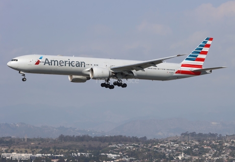 American Airlines Boeing 777-323(ER) (N729AN) at  Los Angeles - International, United States
