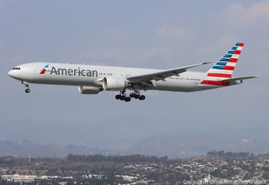 American Airlines Boeing 777-323(ER) (N729AN) | Photo 615308