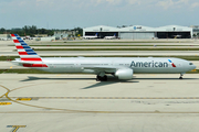 American Airlines Boeing 777-323(ER) (N729AN) at  Miami - International, United States