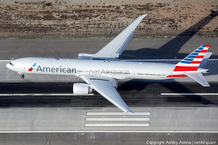 American Airlines Boeing 777-323(ER) (N730AN) | Photo 222724