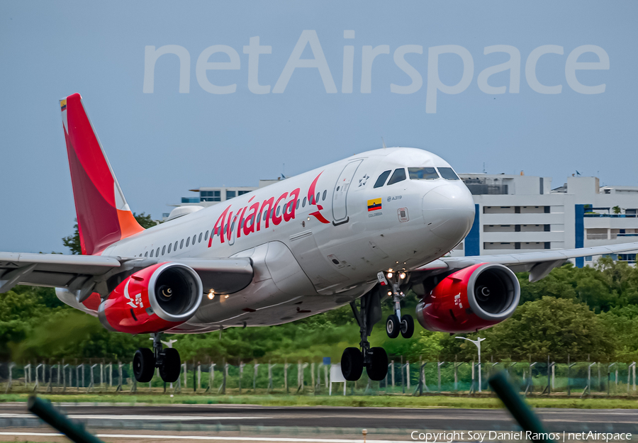 Avianca Airbus A319-132 (N730AV) | Photo 470849
