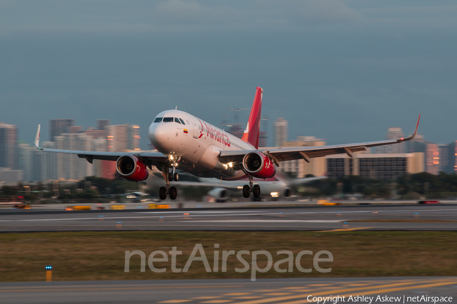 Avianca Airbus A319-132 (N730AV) | Photo 66110