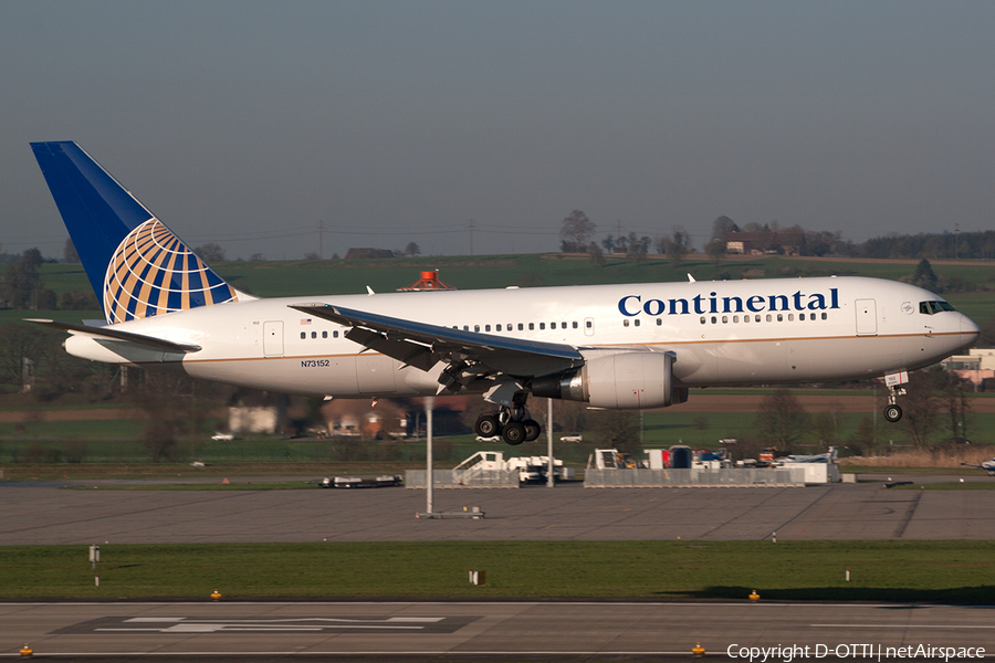 Continental Airlines Boeing 767-224(ER) (N73152) | Photo 197064