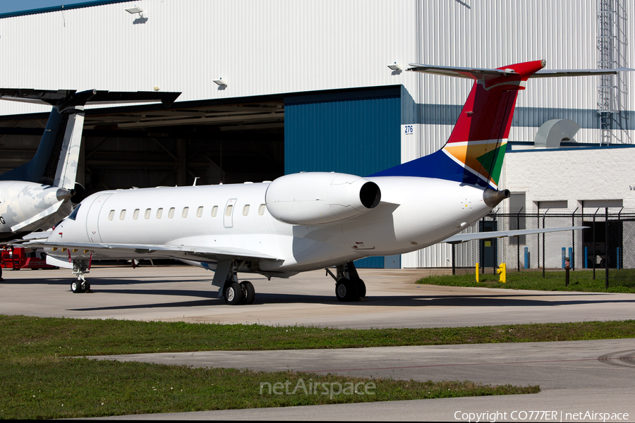 Airlink Embraer ERJ-135LR (N731BE) | Photo 37659