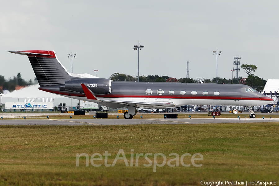 (Private) Gulfstream G-V-SP (G550) (N7325) | Photo 132445