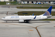 United Airlines Boeing 737-824 (N73251) at  Ft. Lauderdale - International, United States