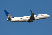 United Airlines Boeing 737-824 (N73251) at  Houston - George Bush Intercontinental, United States