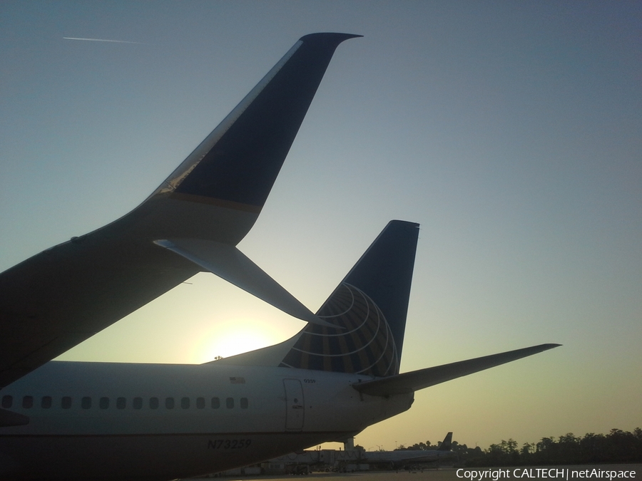 United Airlines Boeing 737-824 (N73259) | Photo 48451