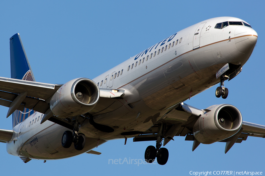 United Airlines Boeing 737-824 (N73270) | Photo 48222