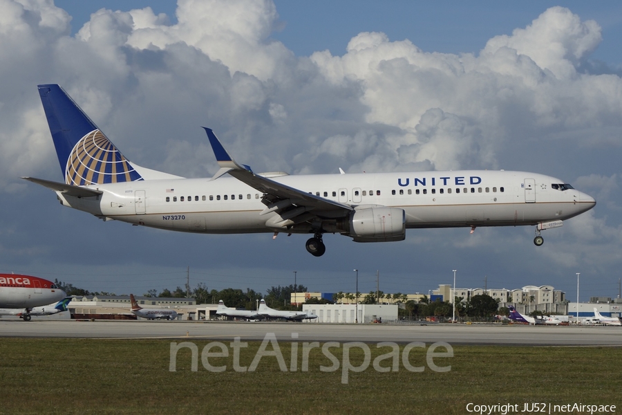 United Airlines Boeing 737-824 (N73270) | Photo 291576