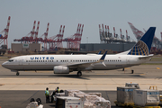 United Airlines Boeing 737-824 (N73276) at  Newark - Liberty International, United States