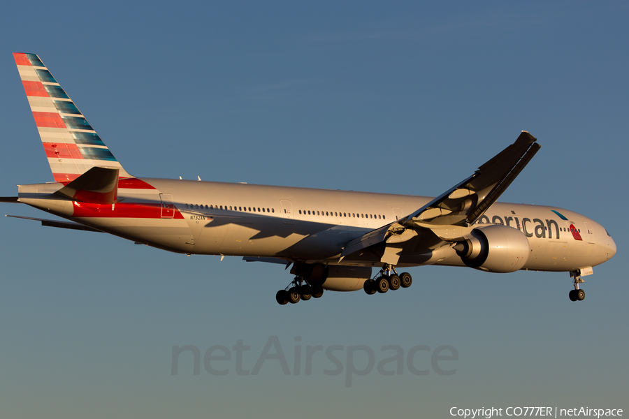 American Airlines Boeing 777-323(ER) (N732AN) | Photo 203045