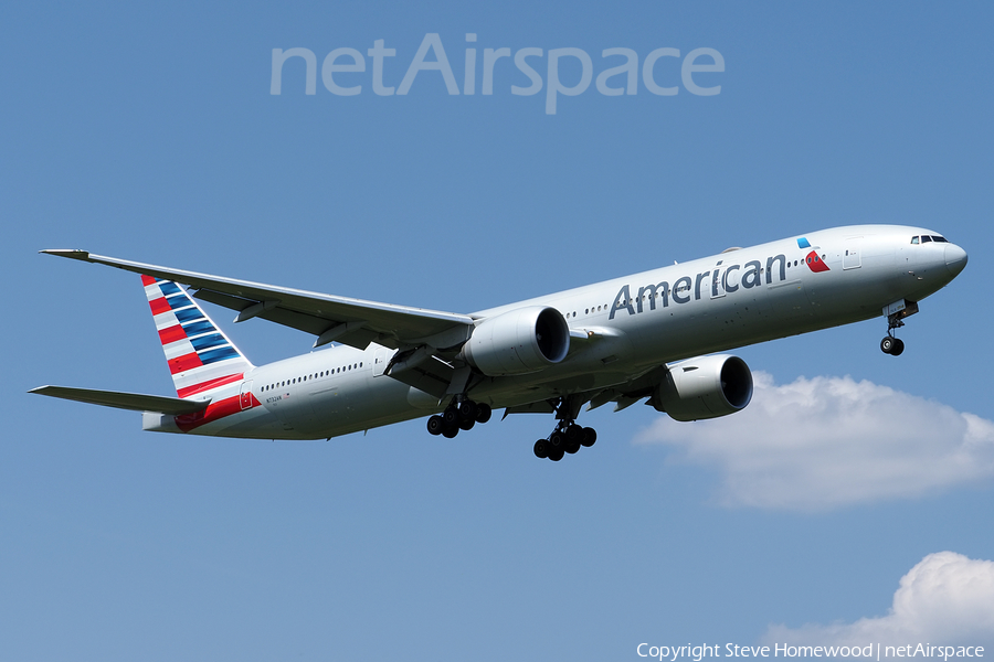 American Airlines Boeing 777-323(ER) (N732AN) | Photo 670055