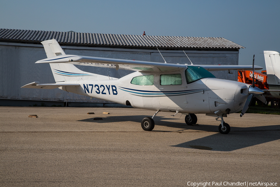 (Private) Cessna T210M Turbo Centurion (N732YB) | Photo 397254