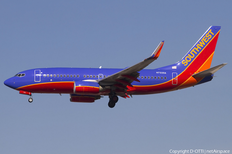 Southwest Airlines Boeing 737-7H4 (N733SA) | Photo 457869