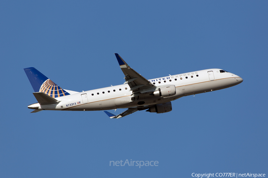 United Express (Republic Airlines) Embraer ERJ-175LR (ERJ-170-200LR) (N733YX) | Photo 104680