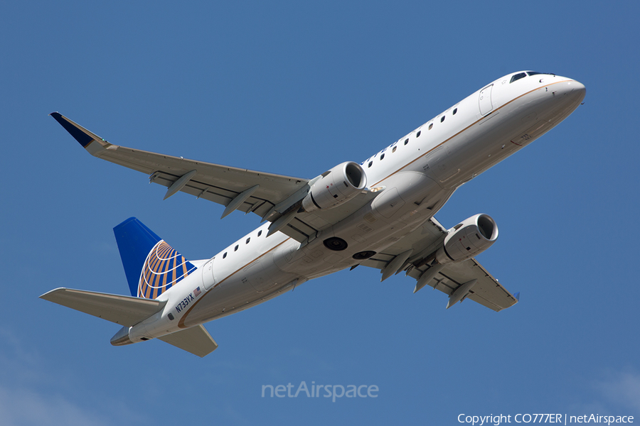 United Express (Republic Airlines) Embraer ERJ-175LR (ERJ-170-200LR) (N733YX) | Photo 104681