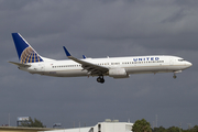 United Airlines Boeing 737-924 (N73406) at  Ft. Lauderdale - International, United States