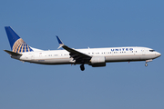 United Airlines Boeing 737-924(ER) (N73445) at  Newark - Liberty International, United States