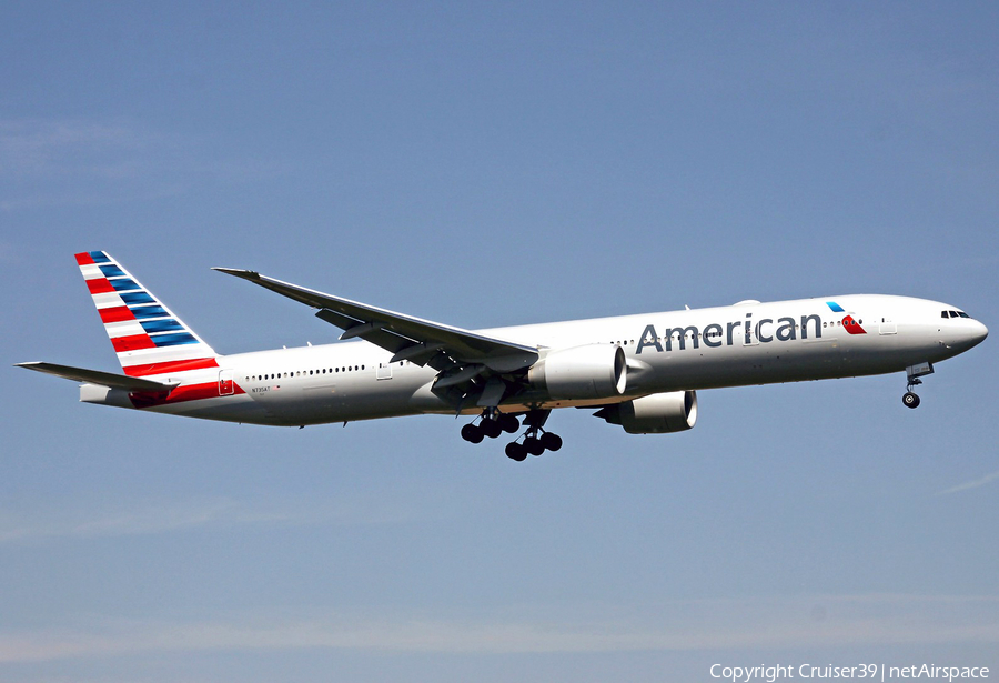 American Airlines Boeing 777-323(ER) (N735AT) | Photo 156149