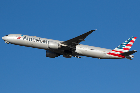American Airlines Boeing 777-323(ER) (N736AT) at  London - Heathrow, United Kingdom