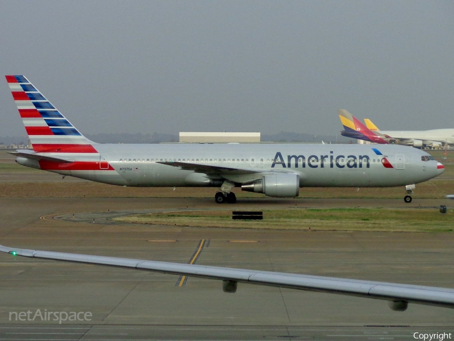 American Airlines Boeing 767-323(ER) (N7375A) | Photo 46754