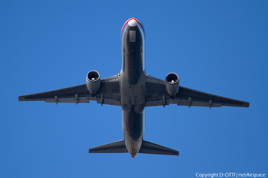 American Airlines Boeing 767-323(ER) (N7375A) | Photo 387632
