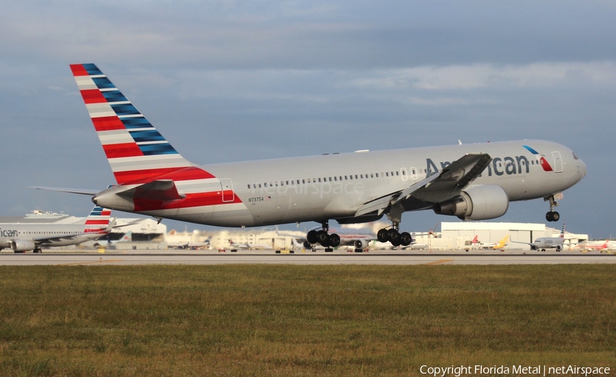 American Airlines Boeing 767-323(ER) (N7375A) | Photo 304125