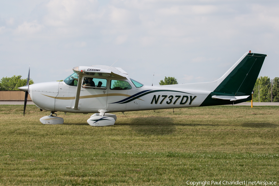 (Private) Cessna 172N Skyhawk (N737DY) | Photo 367641