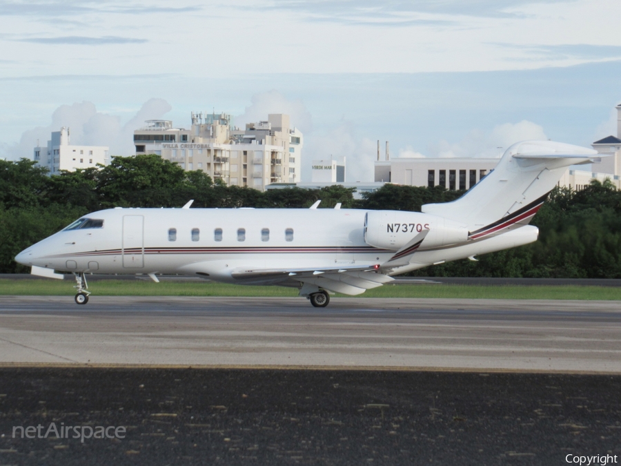 NetJets Bombardier BD-100-1A10 Challenger 350 (N737QS) | Photo 534329