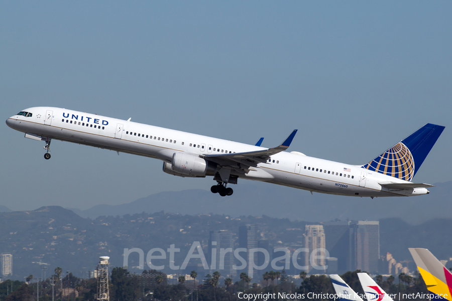 United Airlines Boeing 757-33N (N73860) | Photo 158877