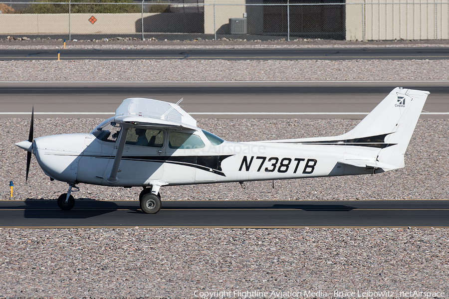 (Private) Cessna 172N Skyhawk (N738TB) | Photo 617071