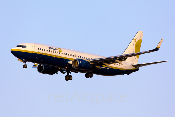 Miami Air International Boeing 737-8Q8 (N739MA) at  Dallas - Love Field, United States