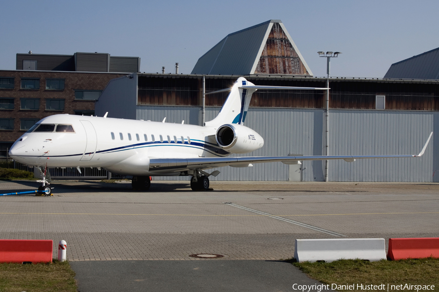 (Private) Bombardier BD-700-1A11 Global 5000 (N73SL) | Photo 559390