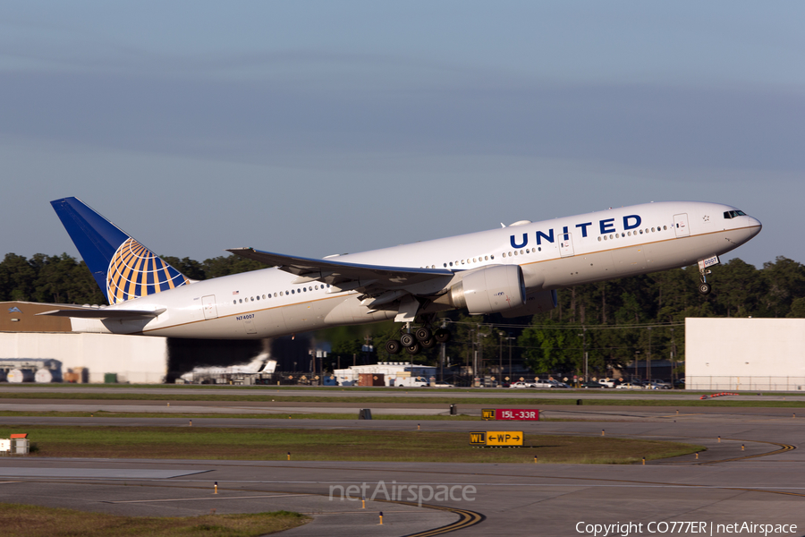 United Airlines Boeing 777-224(ER) (N74007) | Photo 104862