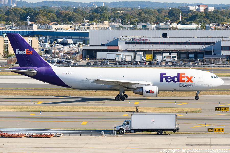 FedEx Airbus A300B4-622R(F) (N740FD) | Photo 493027