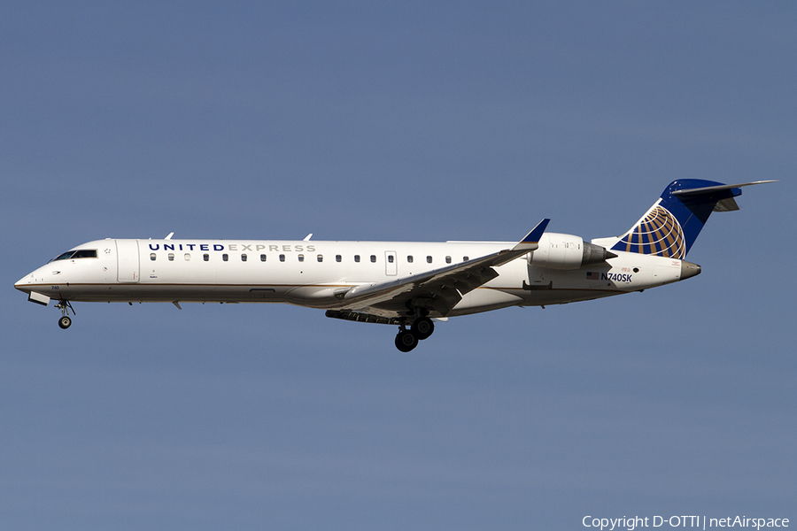 United Express (SkyWest Airlines) Bombardier CRJ-701ER (N740SK) | Photo 467607