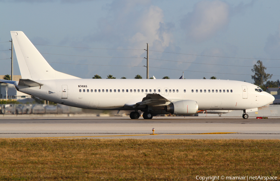 SkyKing Boeing 737-484 (N741AS) | Photo 2273