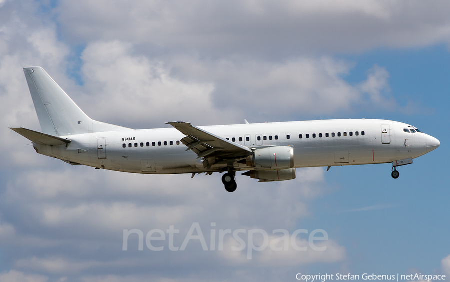SkyKing Boeing 737-484 (N741AS) | Photo 4697